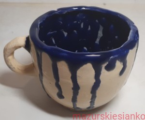 Kremowo-granatowy kubeczek